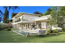 Chalet en venta en Oleiros photo 0