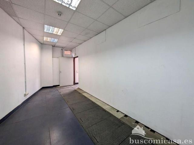 Local comercial en alquiler en Linares, Calle Sagunto, 23700 photo 0