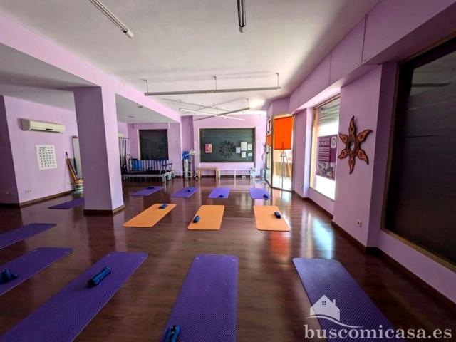 Local comercial en alquiler en Linares, Avenida San Cristóbal, 23700 photo 0