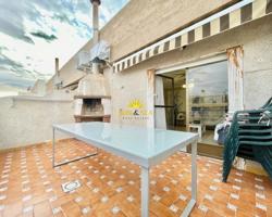 Aticos en alquiler en Torrevieja, Playa de los Locos photo 0