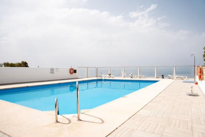 Apartamento en alquiler en Enix photo 0