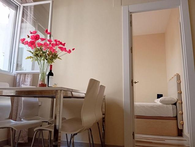 Apartamento en alquiler en Málaga, Centro photo 0