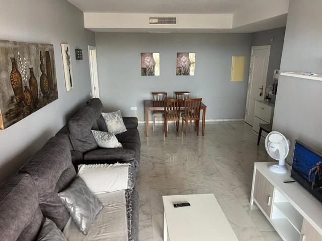 Piso en alquiler en Torremolinos, El Calvario photo 0