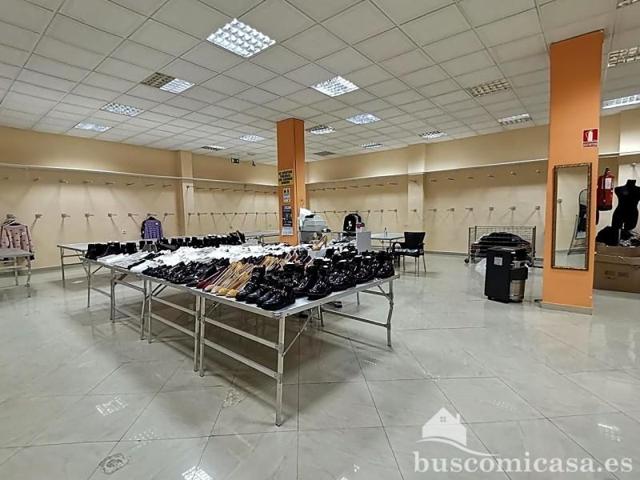 Local comercial en alquiler en Linares, Calle Alfonso X el Sabio, 23700 photo 0