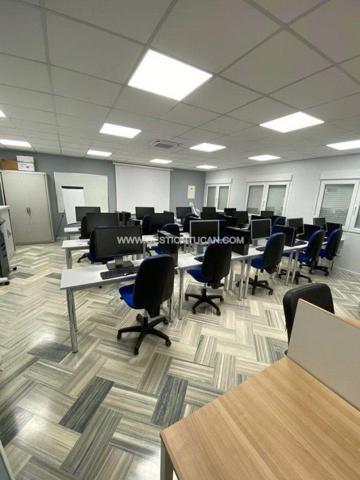 Local comercial en alquiler en Talavera de la Reina, Nuevo Centro photo 0