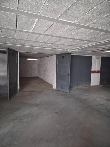 Garaje en venta en Aguilar de la Frontera, Andalucia photo 0