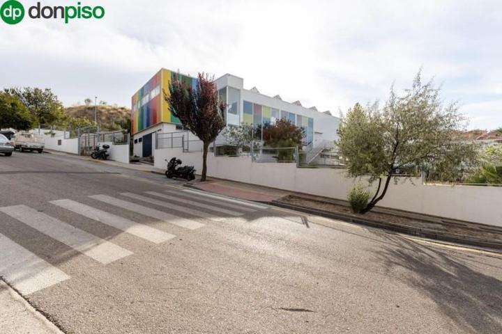 Terreno en venta en Jun, Vega de granada zona noroeste photo 0