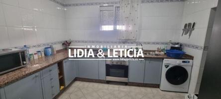 Casa en venta en Alcalá de Guadaira, Centro photo 0