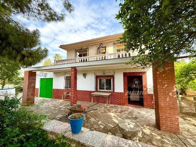 Casa con terreno en venta en Córdoba, El Higuerón photo 0
