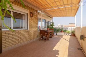 Aticos en venta en Alicante, Pla del bon repos photo 0