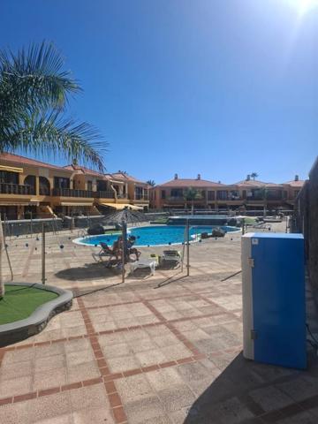 Apartamento en venta en Costa del Silencio photo 0