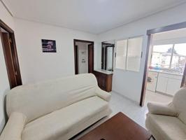 Apartamento en alquiler en Ponferrada, Flores del sil photo 0