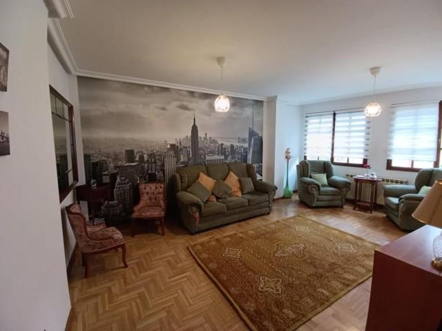 Piso en alquiler en Langreo, Sama photo 0