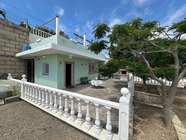 Casa con terreno en alquiler en Arico, Los gavilanes tenerife photo 0
