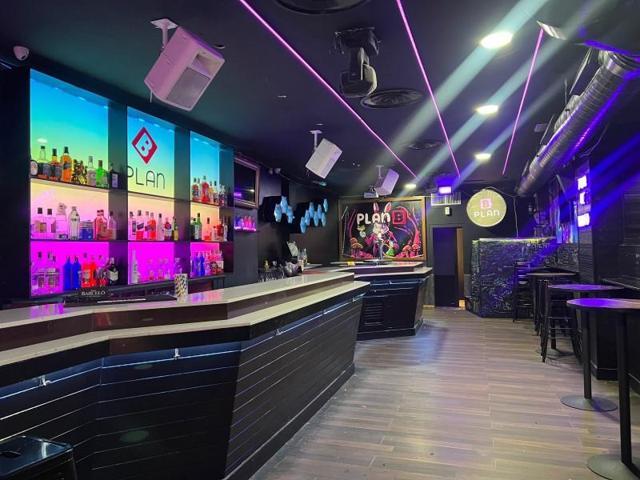 Local comercial en alquiler en Zaragoza, Paseo Constitución - Las Damas photo 0