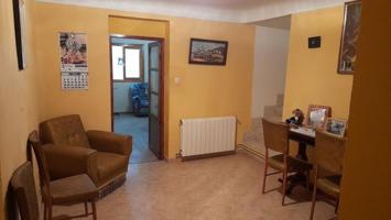 Casa en venta en La Roda, Roda (La) photo 0