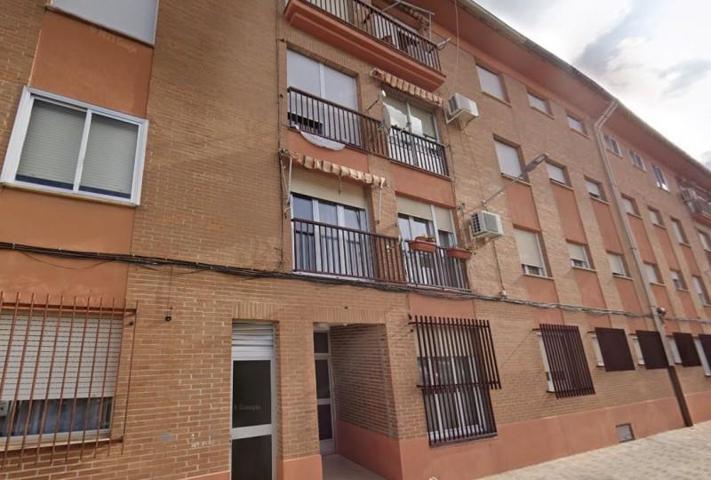 Piso en venta en Villarrobledo, Villarrobledo photo 0