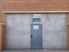 Local comercial en venta en La Roda, Poligono Industrial photo 0