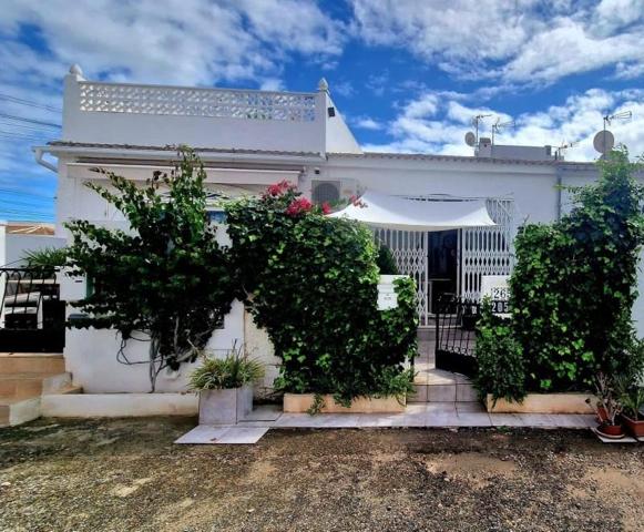 Bungalow en venta en Torrevieja, San luis photo 0