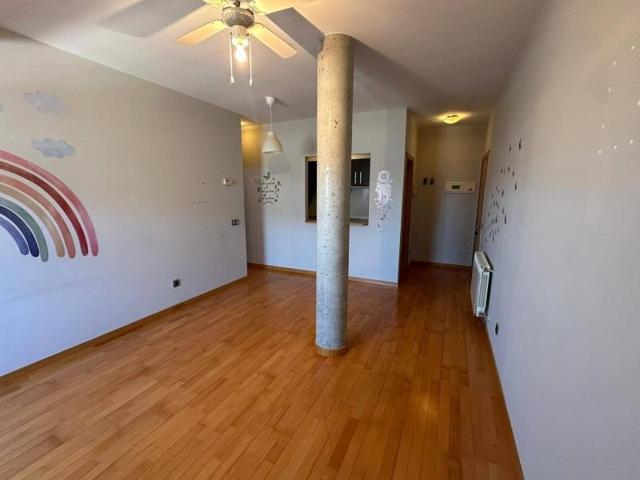 Piso en venta en Santovenia de Pisuerga, Santovenia photo 0