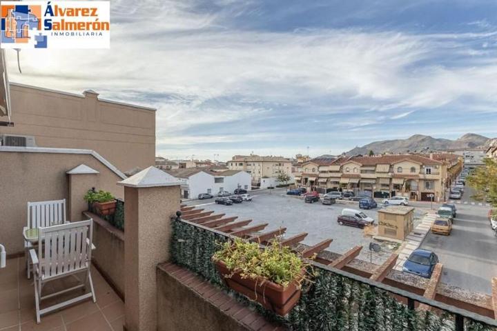 Piso en venta en Atarfe, Atarfe photo 0