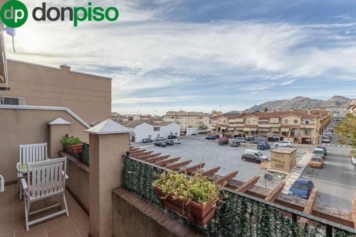 Piso en venta en Atarfe, Atarfe photo 0
