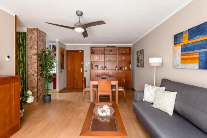 Piso en venta en Puerto de la Cruz, Martiánez photo 0