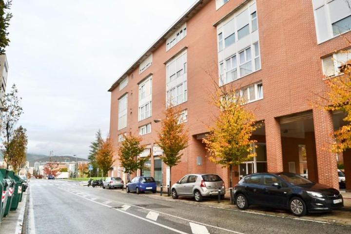 Piso en venta en Pamplona, Mendillorri photo 0