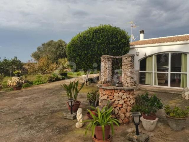 Casa con terreno en venta en Ciutadella de Menorca photo 0