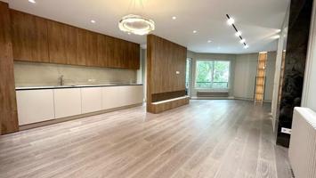 Piso en venta en Barcelona, La Font de la Guatlla photo 0