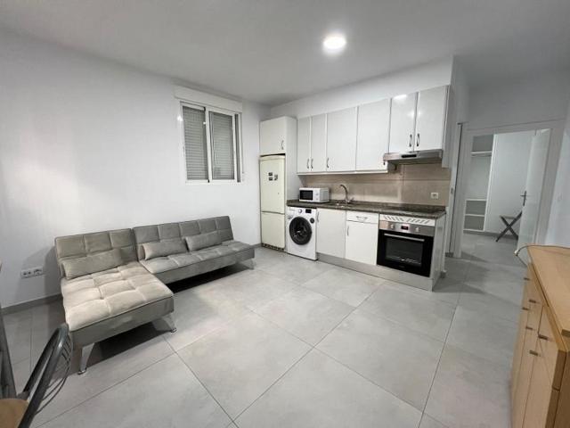 Piso en alquiler en Plasencia, Centro photo 0