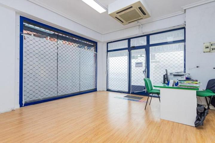 Local comercial en alquiler en Fuenlabrada, El Arroyo - La Fuente photo 0