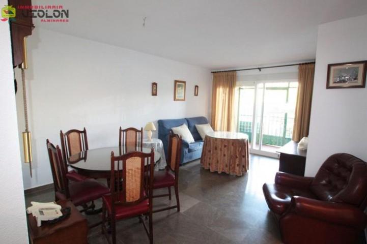 Piso en alquiler en Granada, Alminares photo 0