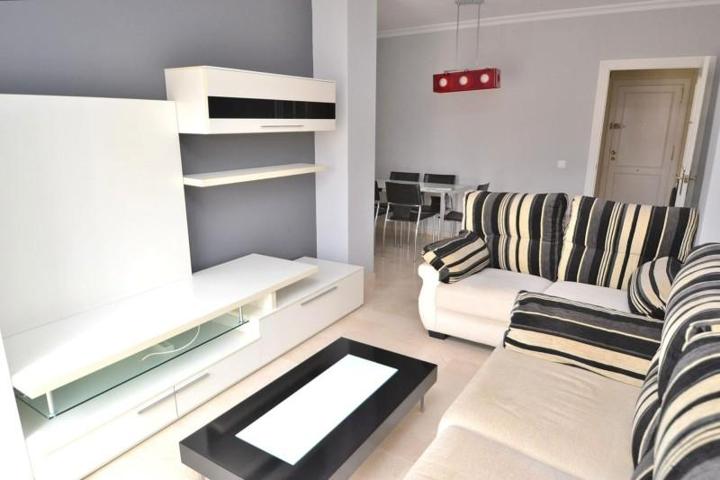 Piso en alquiler en Camas, Nueva Avenida photo 0