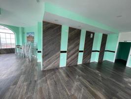 Local comercial en alquiler en Malpartida de Cáceres, Extremadura photo 0