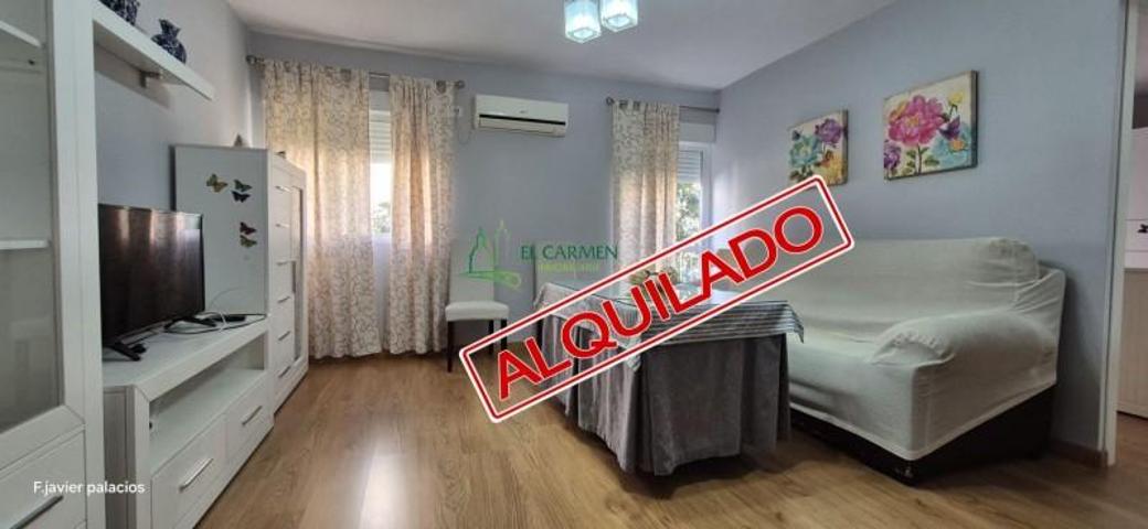 Piso en alquiler en Sevilla, Triana - Santa Cecilia photo 0