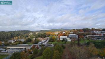 Aticos en alquiler en Santiago de Compostela, Campus sur - Santa Marta photo 0