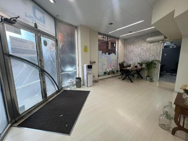 Local comercial en alquiler en Gijón, El Llano photo 0