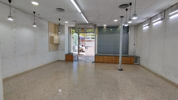 Local comercial en alquiler en Terrassa, Sant Pere photo 0