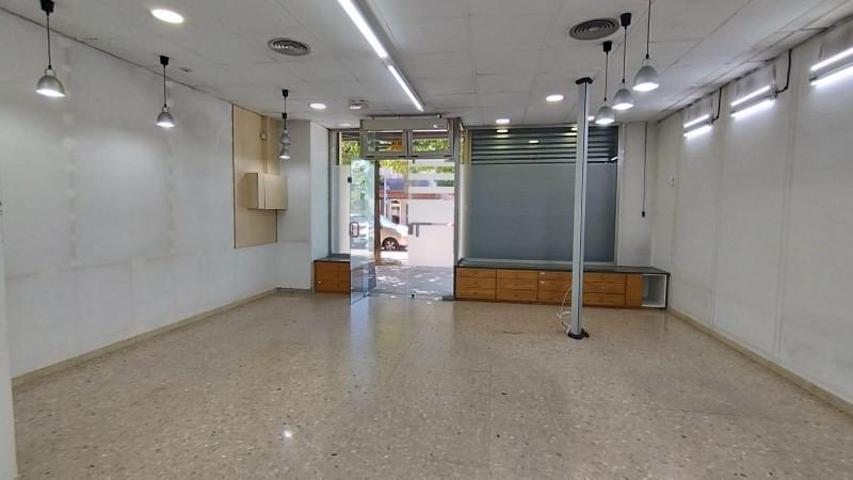 Local comercial en alquiler en Terrassa, Sant Pere photo 0