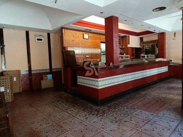 Local comercial en alquiler en Valladolid, Centro photo 0