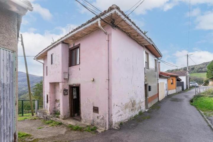Bungalow en venta en Mieres, Santa Rosa photo 0