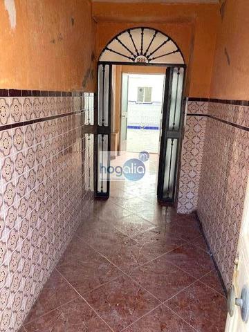 Chalet en venta en Morón de la Frontera, Calle Tocina, 41530 photo 0