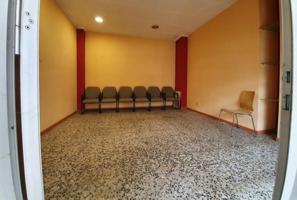 Local comercial en venta en Sabadell, Concordia photo 0