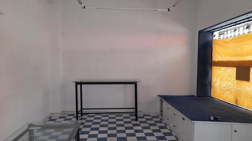 Local comercial en venta en La Roda, Plaza Mayor photo 0