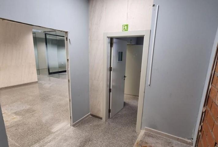 Local comercial en venta en Carcaixent, Comunidad valenciana photo 0