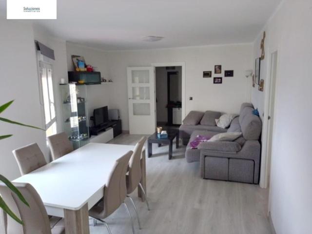 Piso en venta en Albacete, Feria photo 0