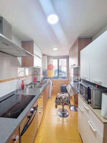 Piso en venta en Silla photo 0