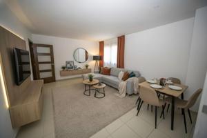 Planta baja en venta en Olot, Sant miquel 1 photo 0