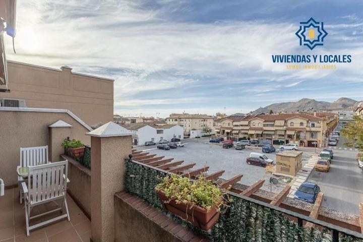 Piso en venta en Atarfe, Atarfe photo 0